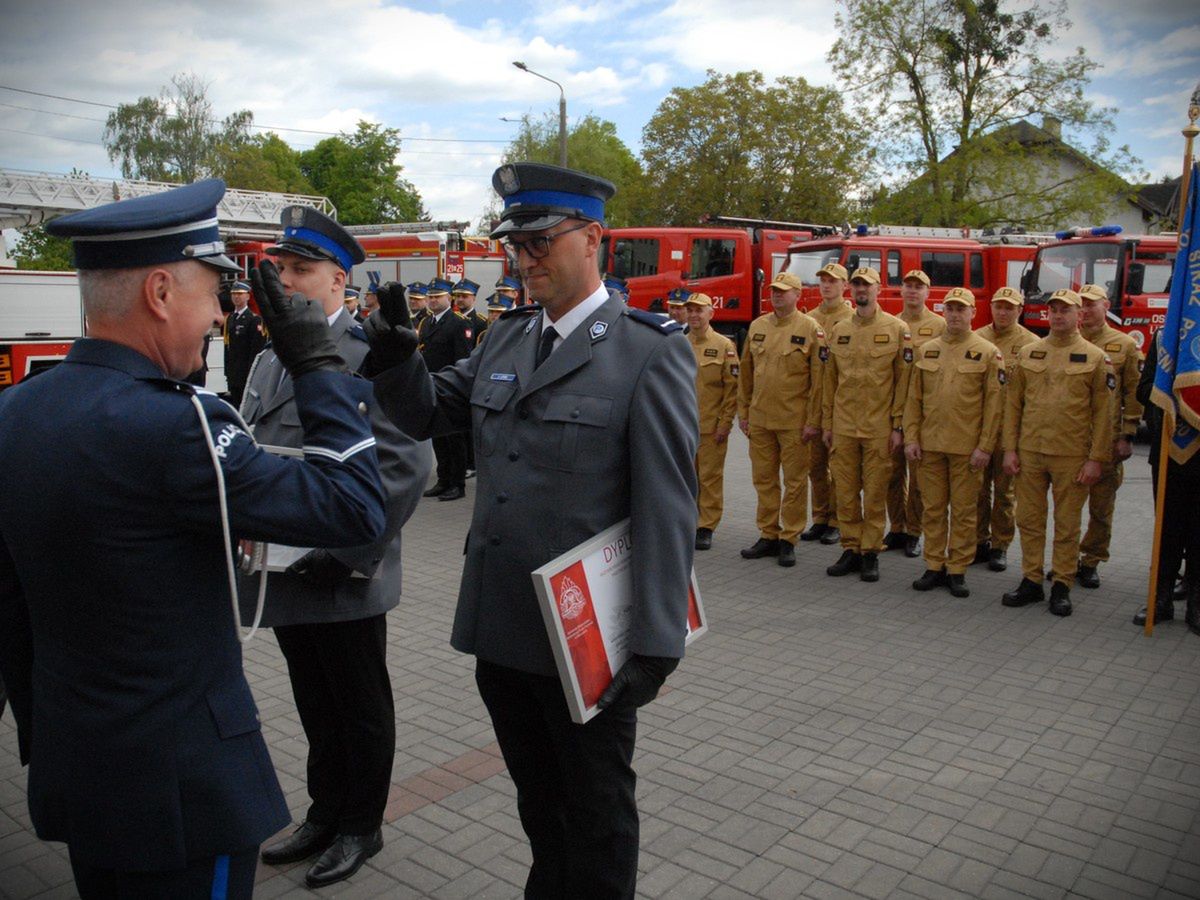 Sierpeccy policjanci wyróżnieni za bohaterstwo podczas pożaru