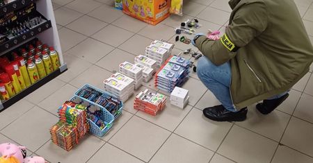 Podróbki w sklepie w centrum Lublina. Blisko 200 sztuk, straty na około 30 tys. złotych