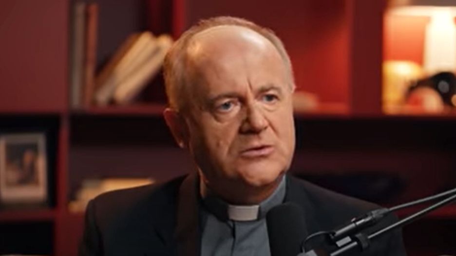 Ks. dr hab. Andrzej Kobyliński mówi, co sądzi o celibacie