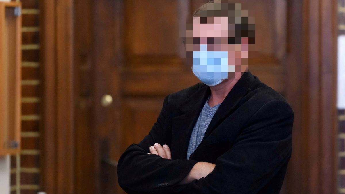 Były ksiądz usiadł na ławie oskarżonych