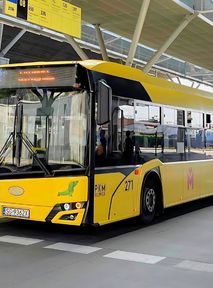 Local hero monitors bus and tram delays to help fellow passengers