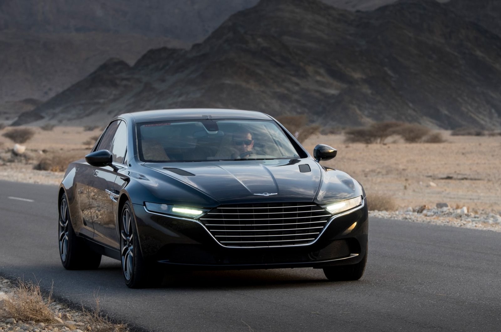 Aston Martin Lagonda: zobacz go na nowych zdjęciach! 19