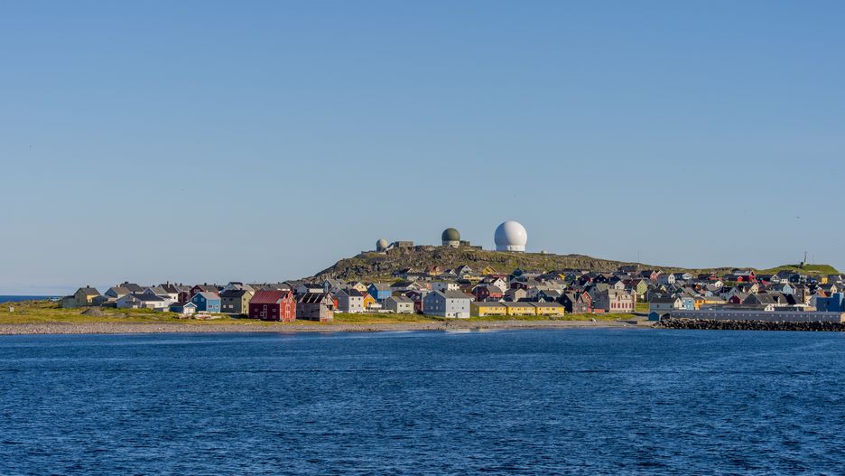 Vardo, Norwegia. Widok na radar Globus II 