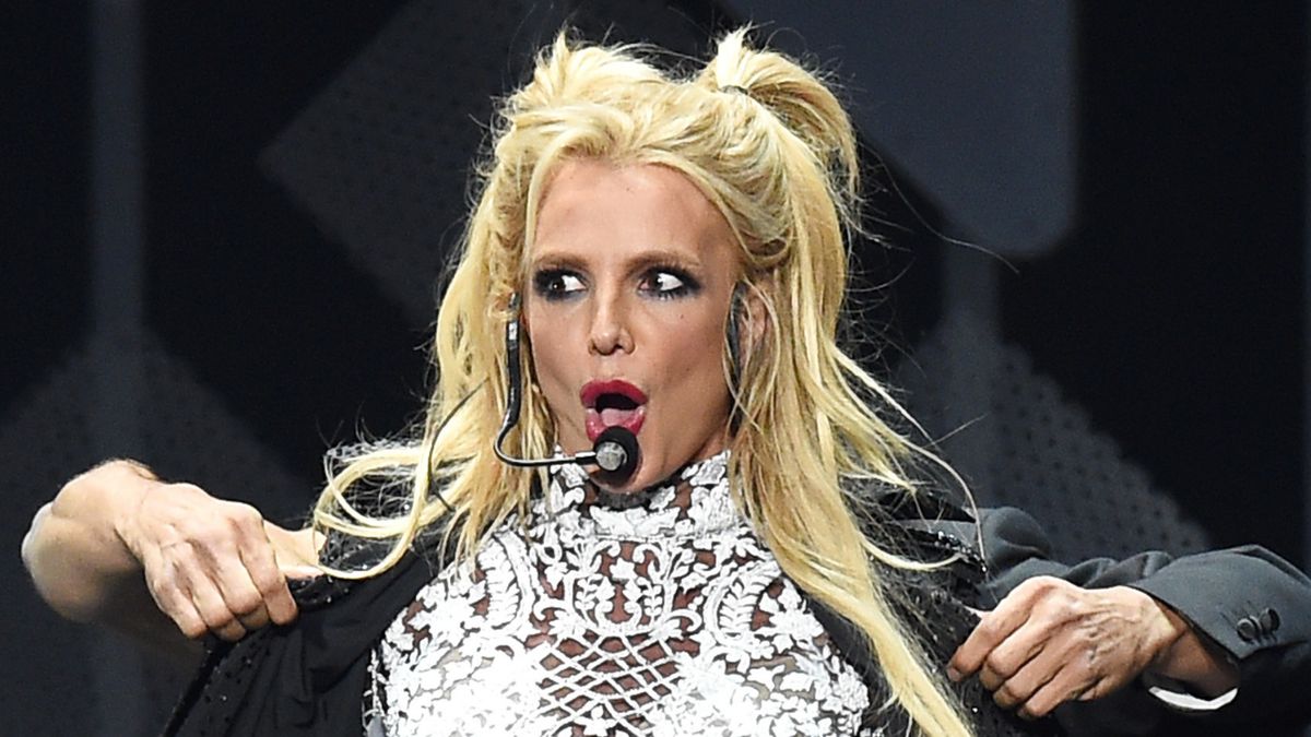 Britney Spears znowu pozuje topless na potrzeby Instagrama 