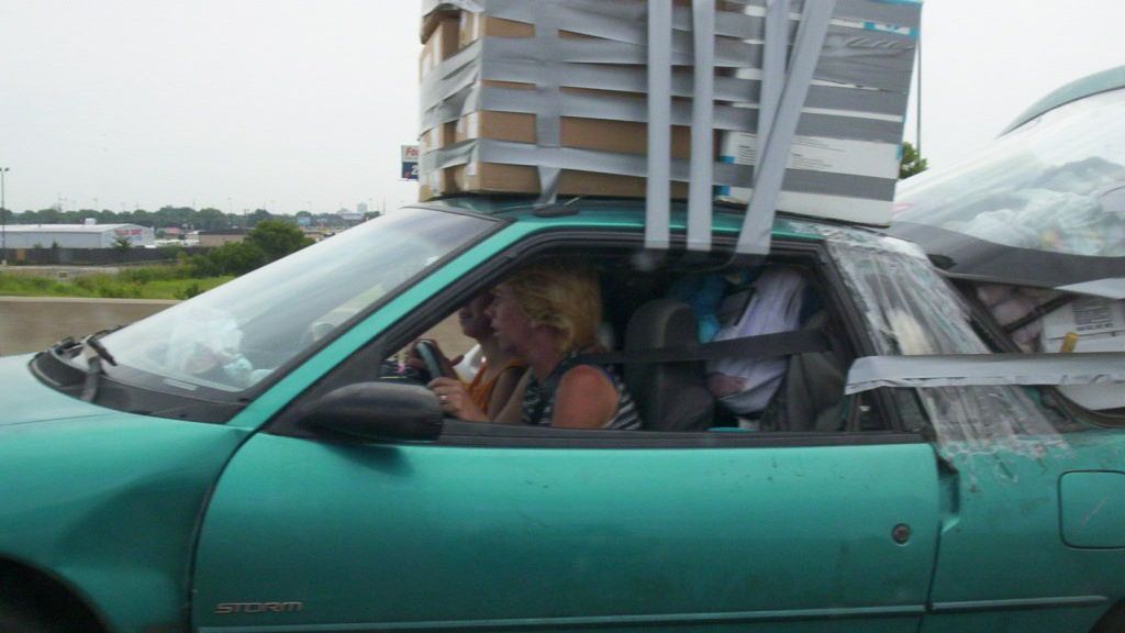 Zaczynała w wojsku. Teraz robią z niej garnitury i serwery 1