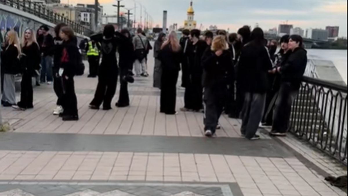 Polak nagrał, co działo się podczas alarmu bombowego.