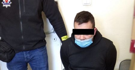 Potrącił policjanta na Orlenie w Elizówce i uciekł. Kierowca BMW zatrzymany