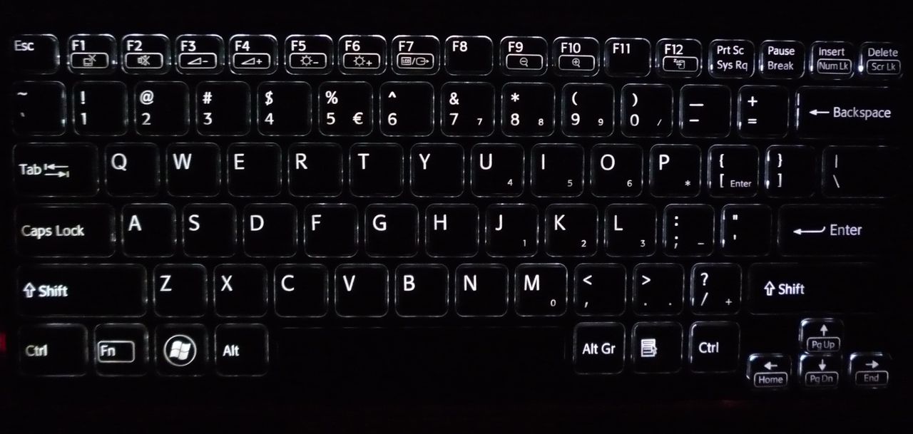Sony VAIO CA - podświetlenie klawiatury