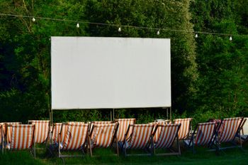 Kino plenerowe znów w Olkuszu. Najbliższy seans odbędzie się w sobotę, 19 lipca