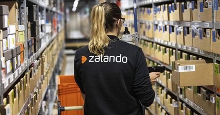 Gigant w Niemczech zamyka centrum logistyczne. Pracę straci 2,7 tys. osób