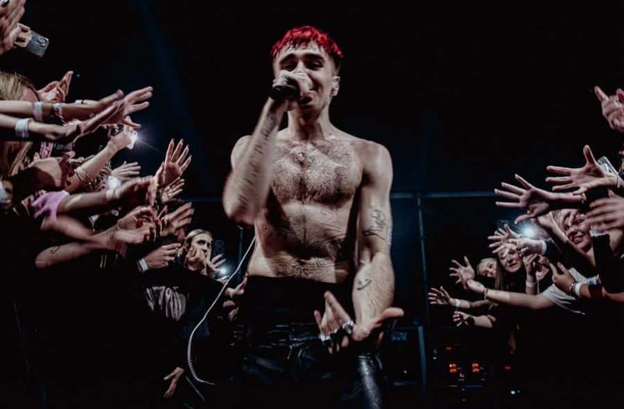 Mata jest zły na swoich fanów? 