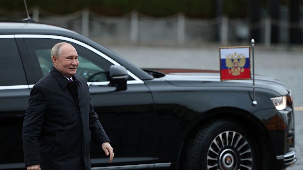 Limuzyna Putina za droga. Kreml zawiesza flagowy projekt