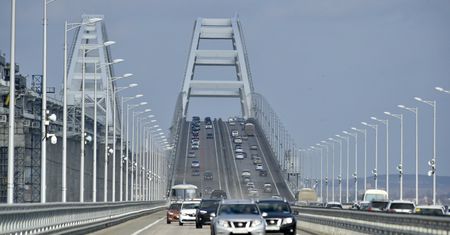 Gigantyczny korek przed Mostem Krymskim. Kompletny paraliż