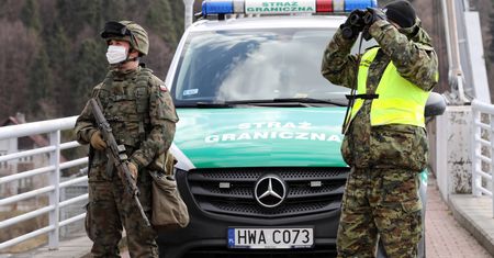 Otwarcie granic. Wiceminister podał prawdopodobną datę. Decyzja należy do premiera