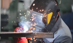 Podwyżki płac nawet nie w połowie firm. Pracodawcy ostrożni