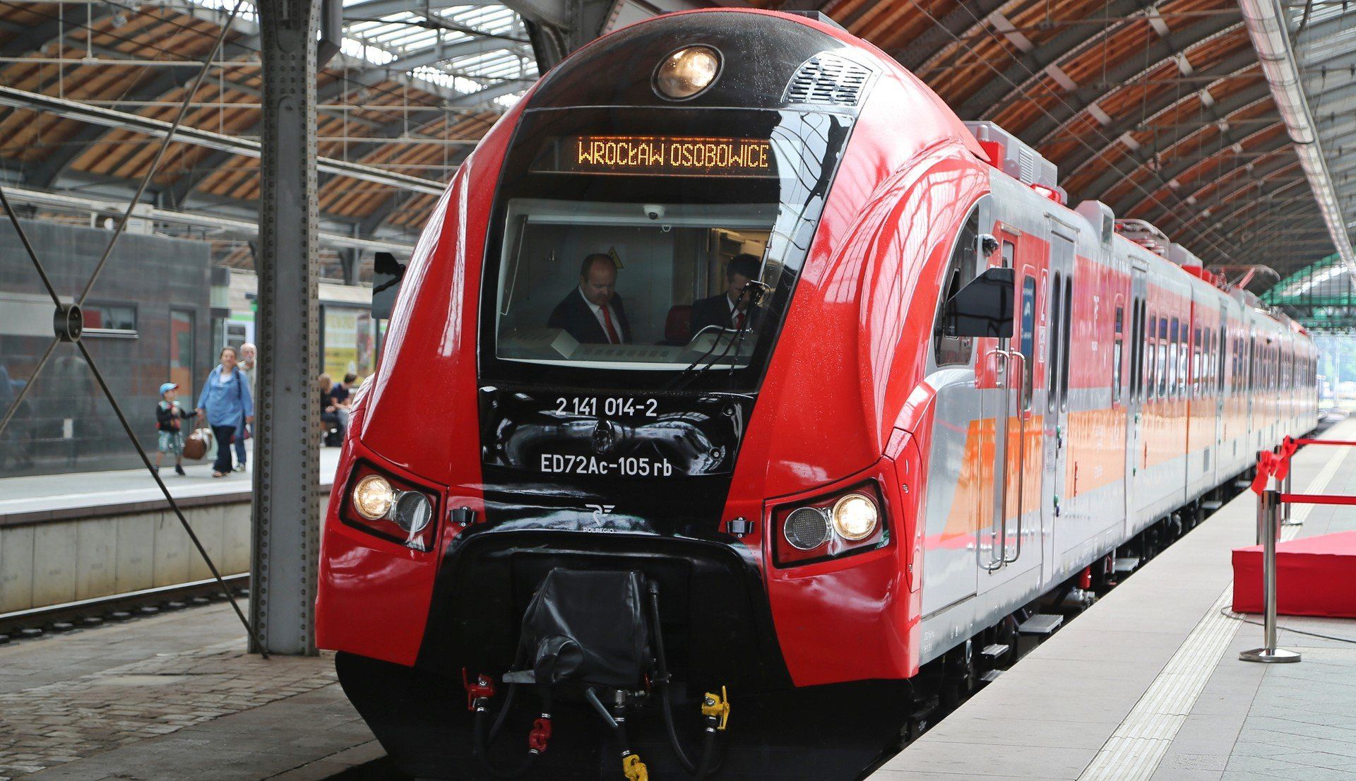 Koniec z bezpośrednimi pociągami Polregio Wrocław - Poznań. Związki zawodowe alarmują, a sprawa trafiła do Donalda Tuska