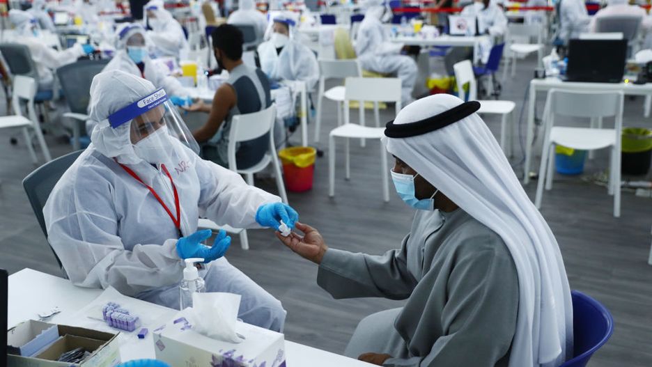 Test na obecność koronawirusa. Abu Zabi, Zea