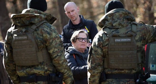 Ostaszewska, Kulesza i Stuhr w filmie Agnieszki Holland o uchodźcach „Zielona granica” (zdjęcia)