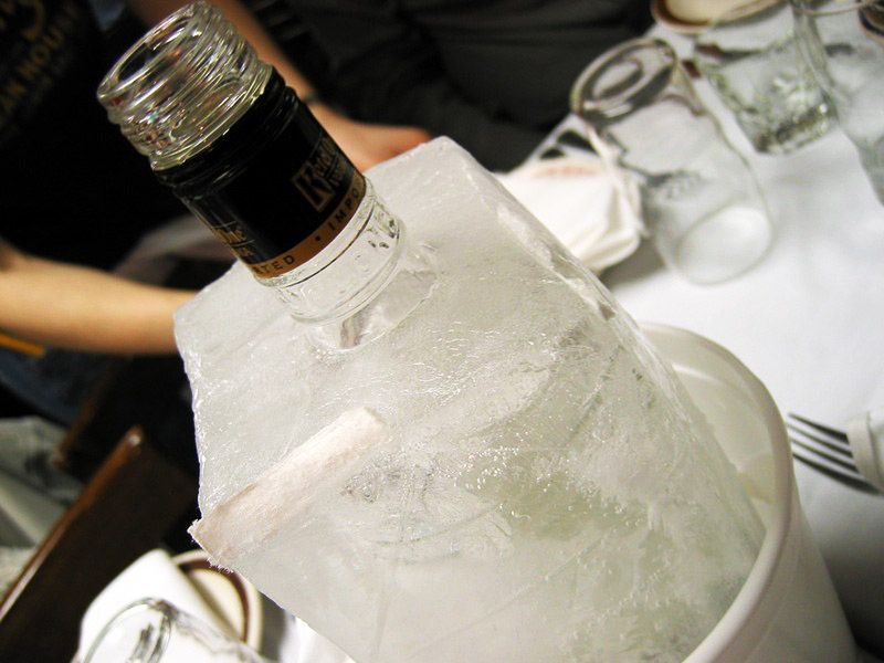 Alkohol dwukrotnie przedłuża życie. Niestety Ciebie to nie dotyczy 1