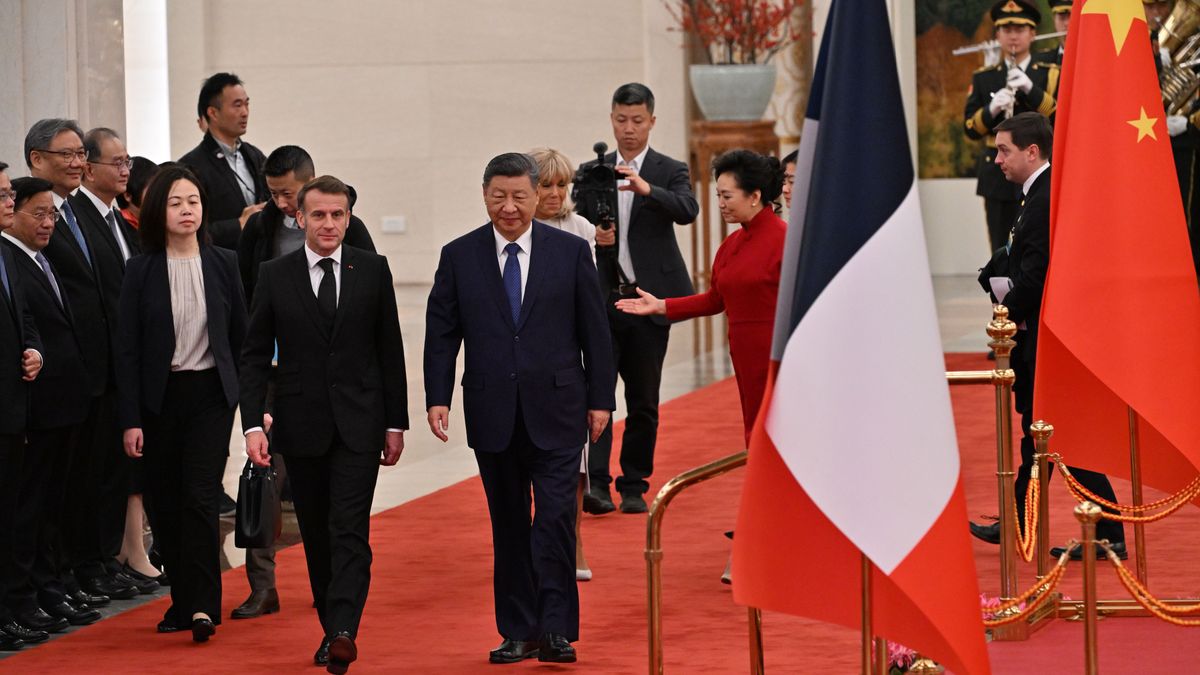 Prezydenci Francji i Chin opublikowali wspólny komunikat ws. Ukr