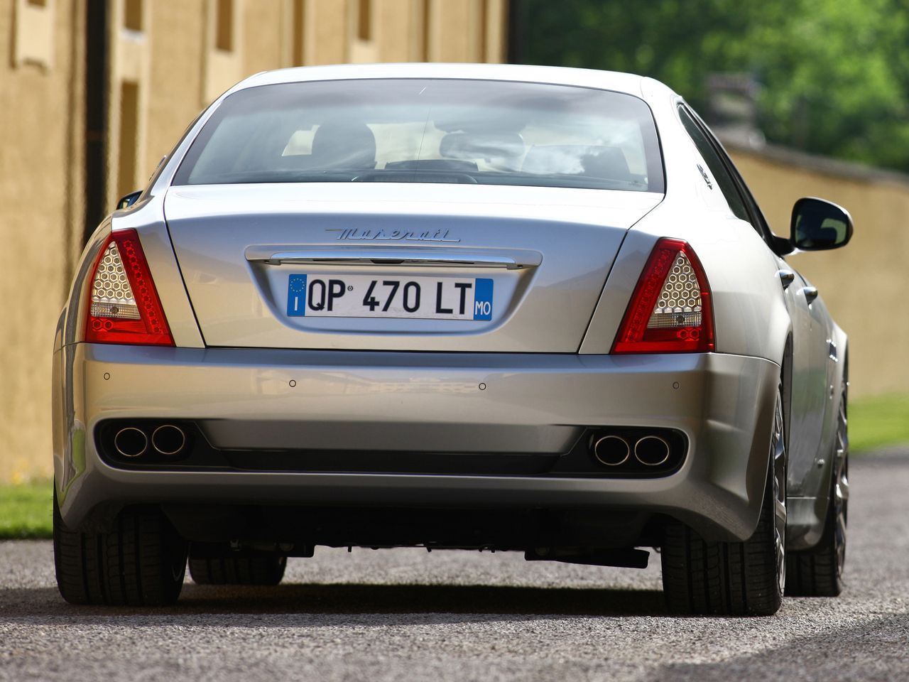 Złośliwcy powiedzą, że Quattroporte po liftingu z tyłu wygląda jak Daewoo Nubira. W sumie mają rację.