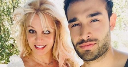 Britney Spears ZARĘCZYŁA SIĘ! Na jej palcu wylądował OGROMNY diament: "Nie mogę w to, k*rwa, uwierzyć!" (WIDEO)