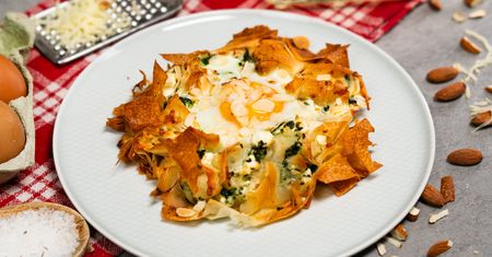 Pyszne gniazdka z ciasta filo to idealny przepis na szybki obiad. Chrupią aż miło