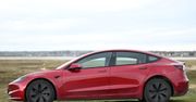 Autopilot Tesli niebezpieczny? Raport ujawnia kolizje i wypadki