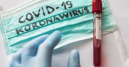 Koronawirus w Polsce. Nastąpił przełom. Ważne odkrycie naszego naukowca
