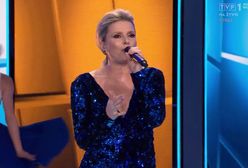 Halina Mlynkova w zaawansowanej ciąży na scenie. Podkreśliła krągłości