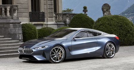 BMW pewnie nie chce, byśmy oglądali te zdjęcia. Tak wygląda nowa seria 8