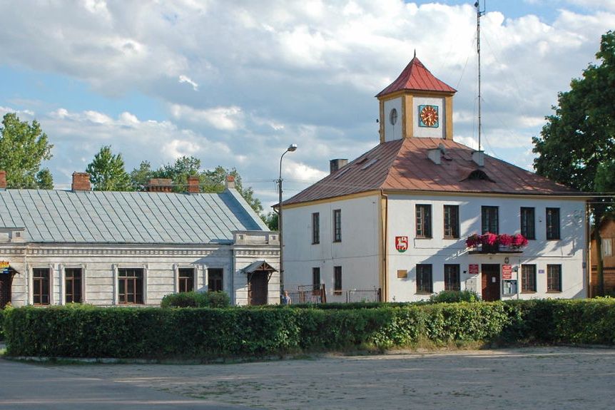 Brok to urocza, niewielka miejscowość nad brzegiem rzeki Bug