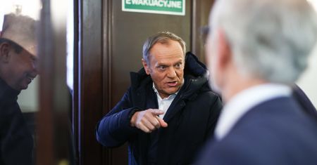10 pytań PiS do Donalda Tuska. "Liczymy, że znajdzie odwagę"