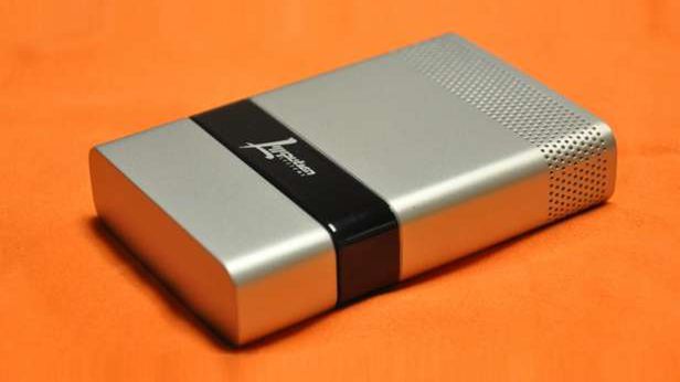 Ogniwo paliwowe Liliputian Systems - kieszonkowe, zasilane butanem źródło prądu 1