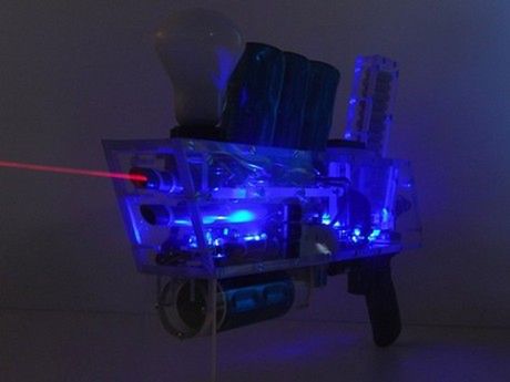 Domowej roboty Coil Gun - wysyła metalowe bolce z prędkością 110 km/h 2