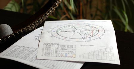 Horoskop na 27.04.2023. "Ognista atmosfera". Taki będzie czwartek
