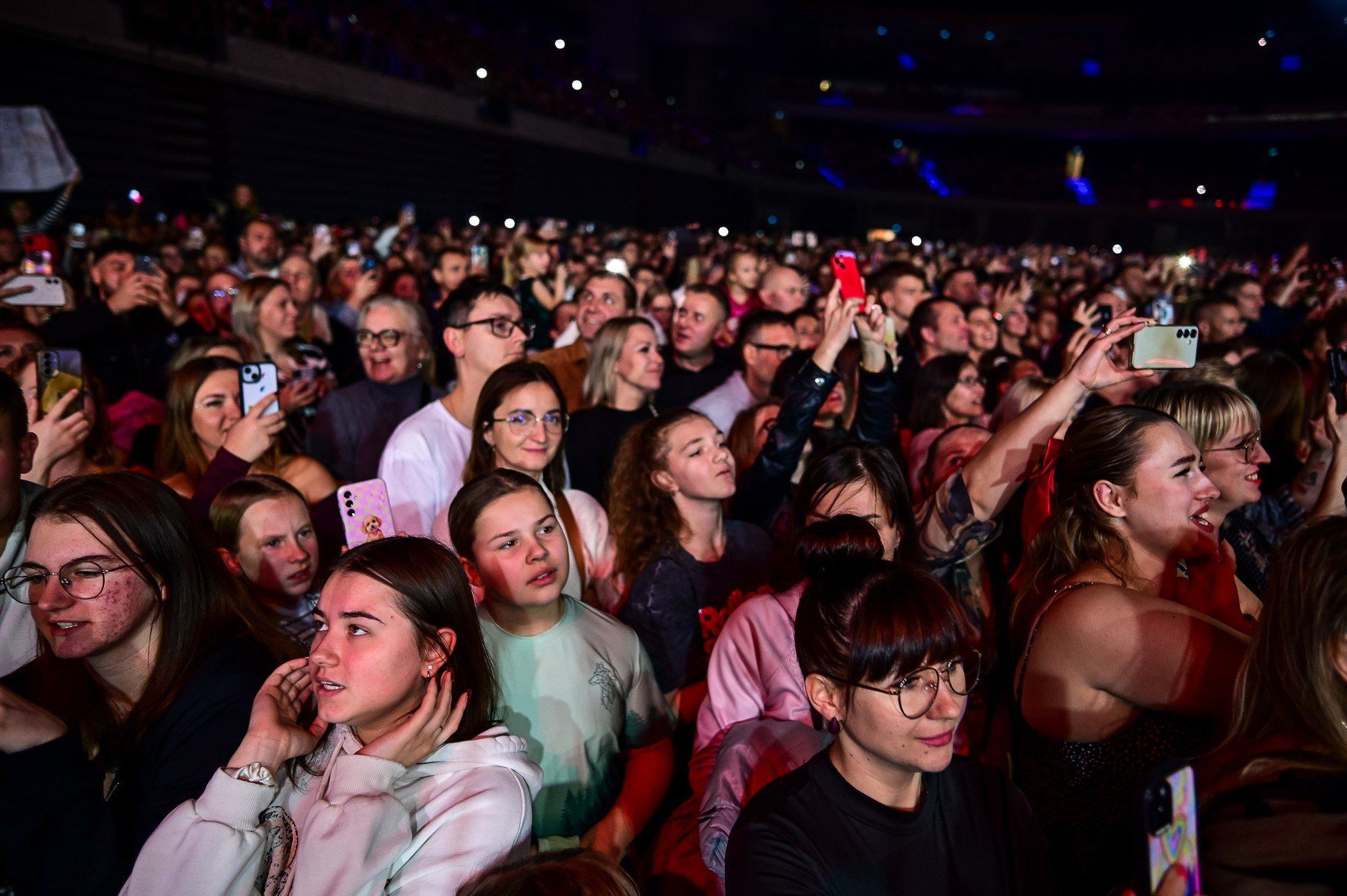 Sylwia Grzeszczak zagrała w Ergo Arenie. Tak wyglądał koncert trasy &#34;było sobie marzenie&#34;. ZDJĘCIA 14.11.2025