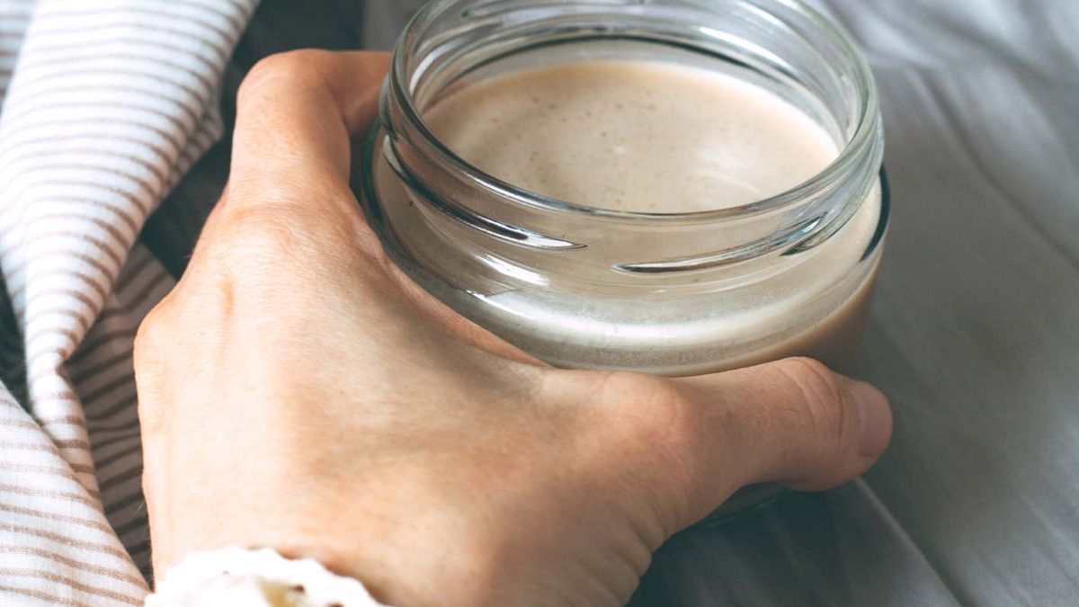 Piła mleko przed snem, takie efekty zauważyła