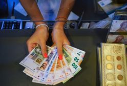 Dostawali po 1200 euro za nic. Trwało to przez trzy lata