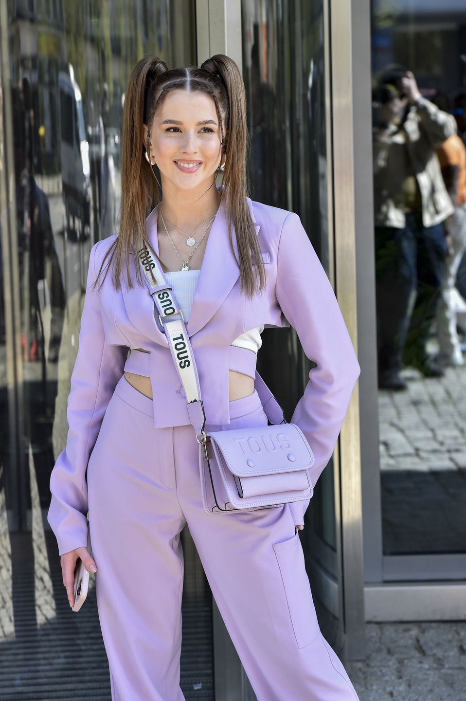 Roksana Węgiel pozuje z bliskimi. Ojciec wokalistki pochwalił się rodzinnym zdjęciem