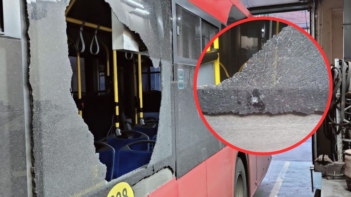 Brutalny atak na autobus miejski w Żywcu. Ranna kobieta