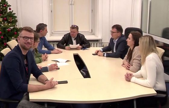 „Wiadomości” pokazały swoje kolegium. „Redakcja silna, jest jak stal”
