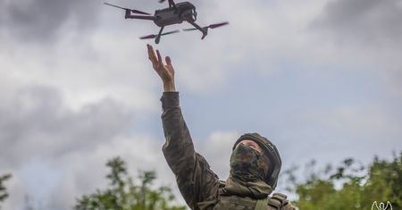 Alert RCB dla mieszkańców Lubelszczyzny, Podkarpacia i Podlasia. Wojsko prowadzi operację neutralizacji dronów