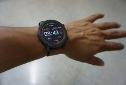 Smartband czy smartwatch? Czym się różnią i co wybrać?