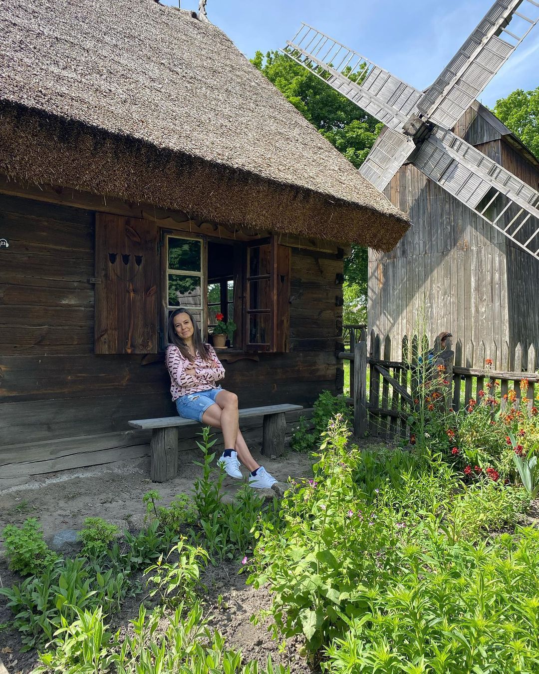 Anna Mucha w jeansowych szortachInstagram/taannamucha