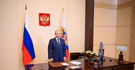 Putin ostrzega sąsiadów Rosji, żeby "nie eskalować napięcia"