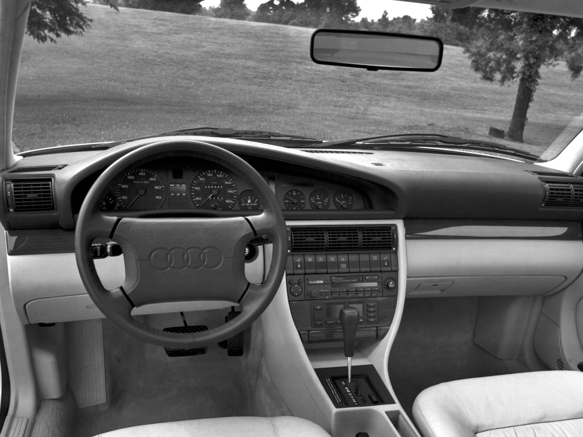 Audi 100 4