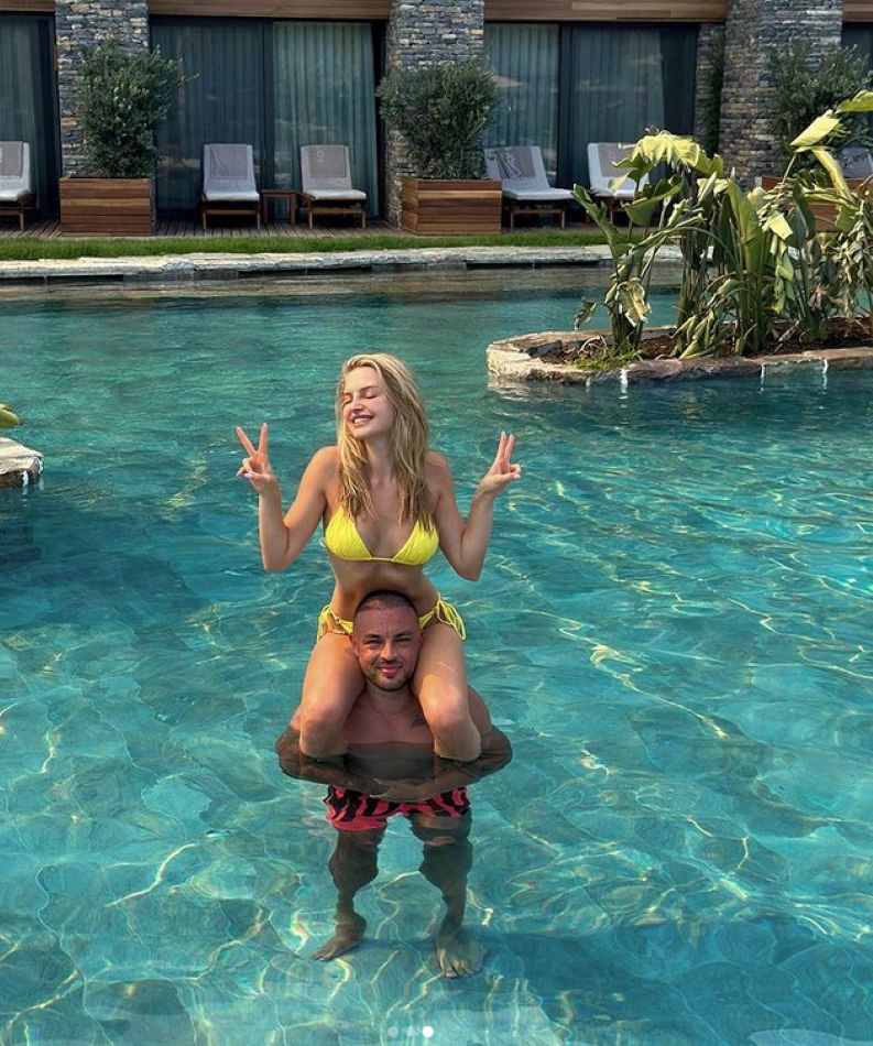 Karolina Pisarek i Roger Salla pobrali się w 2022 r.