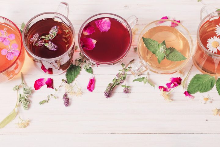 Herbata z dzikiej róży zachwyca smakiem i aromatem.