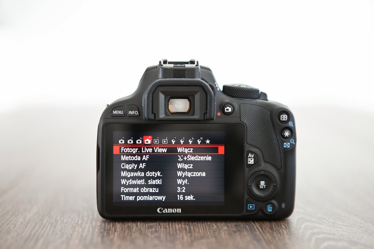 Canon EOS 100D - solidnie, ale bez fajerwerków 5